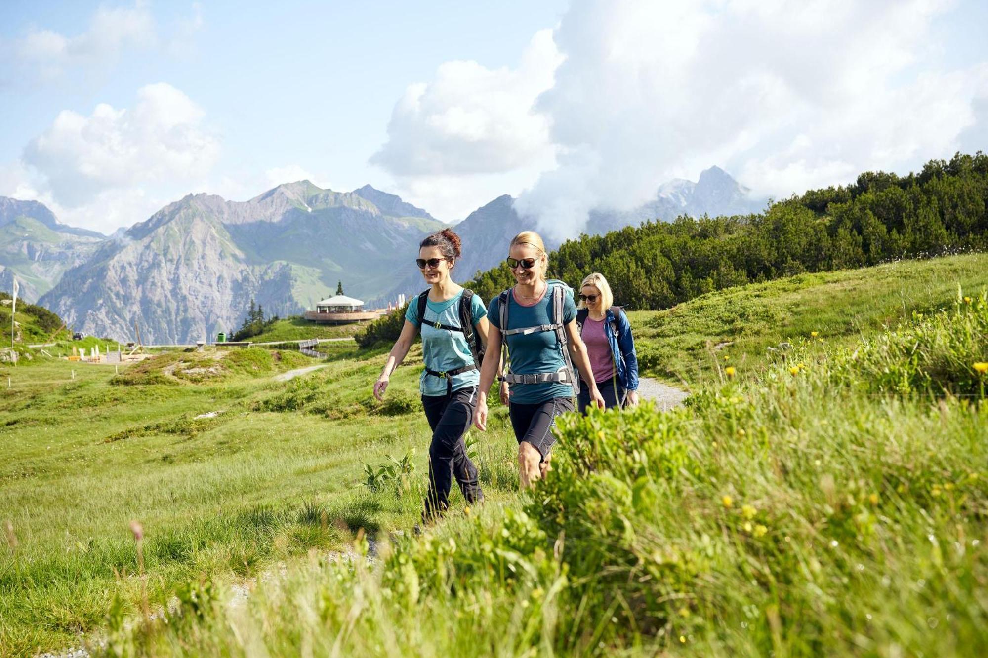 Haus Adrian Daire Wald am Arlberg Dış mekan fotoğraf