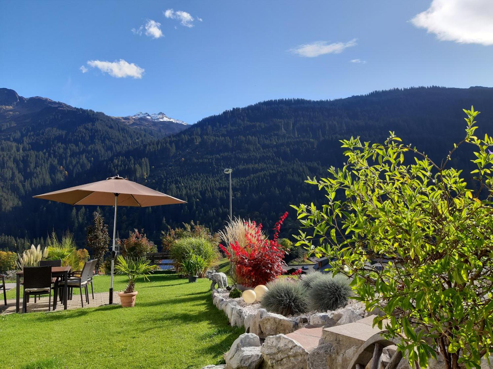 Haus Adrian Daire Wald am Arlberg Oda fotoğraf